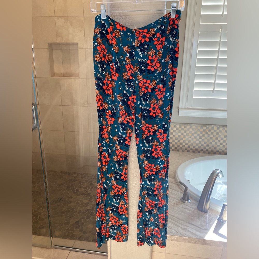 Floral Print Bell Bottom Pants